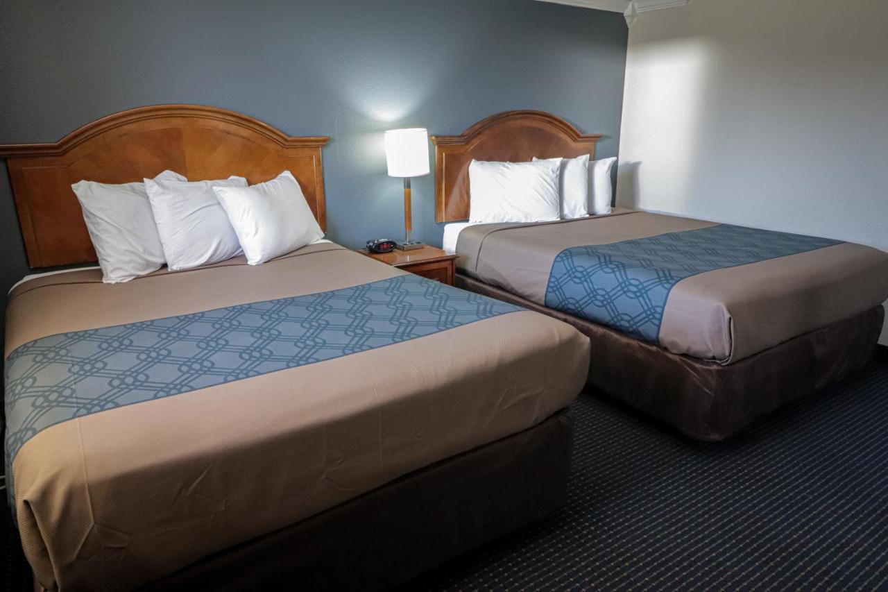 University Inn & Suites San Antonio Eksteriør billede