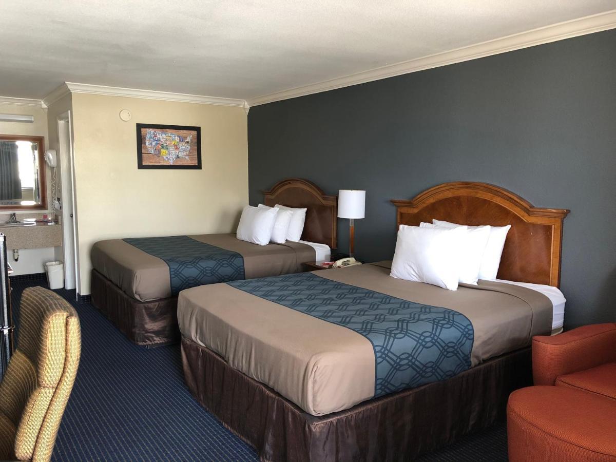 University Inn & Suites San Antonio Eksteriør billede