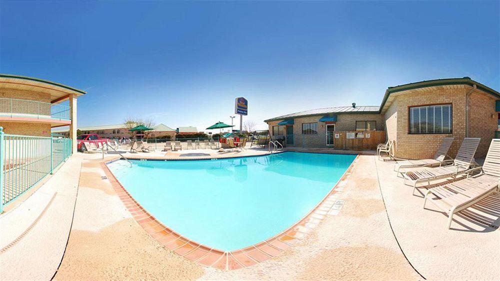 University Inn & Suites San Antonio Eksteriør billede