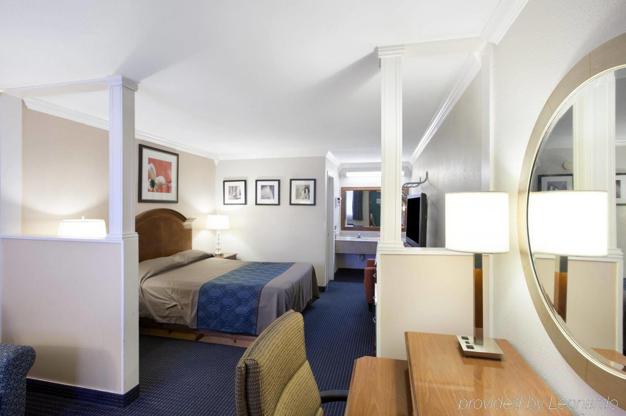 University Inn & Suites San Antonio Eksteriør billede