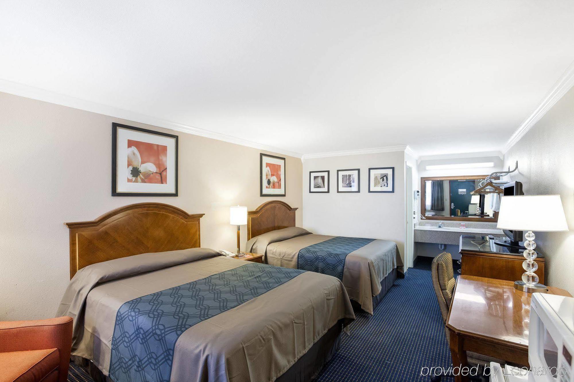 University Inn & Suites San Antonio Eksteriør billede