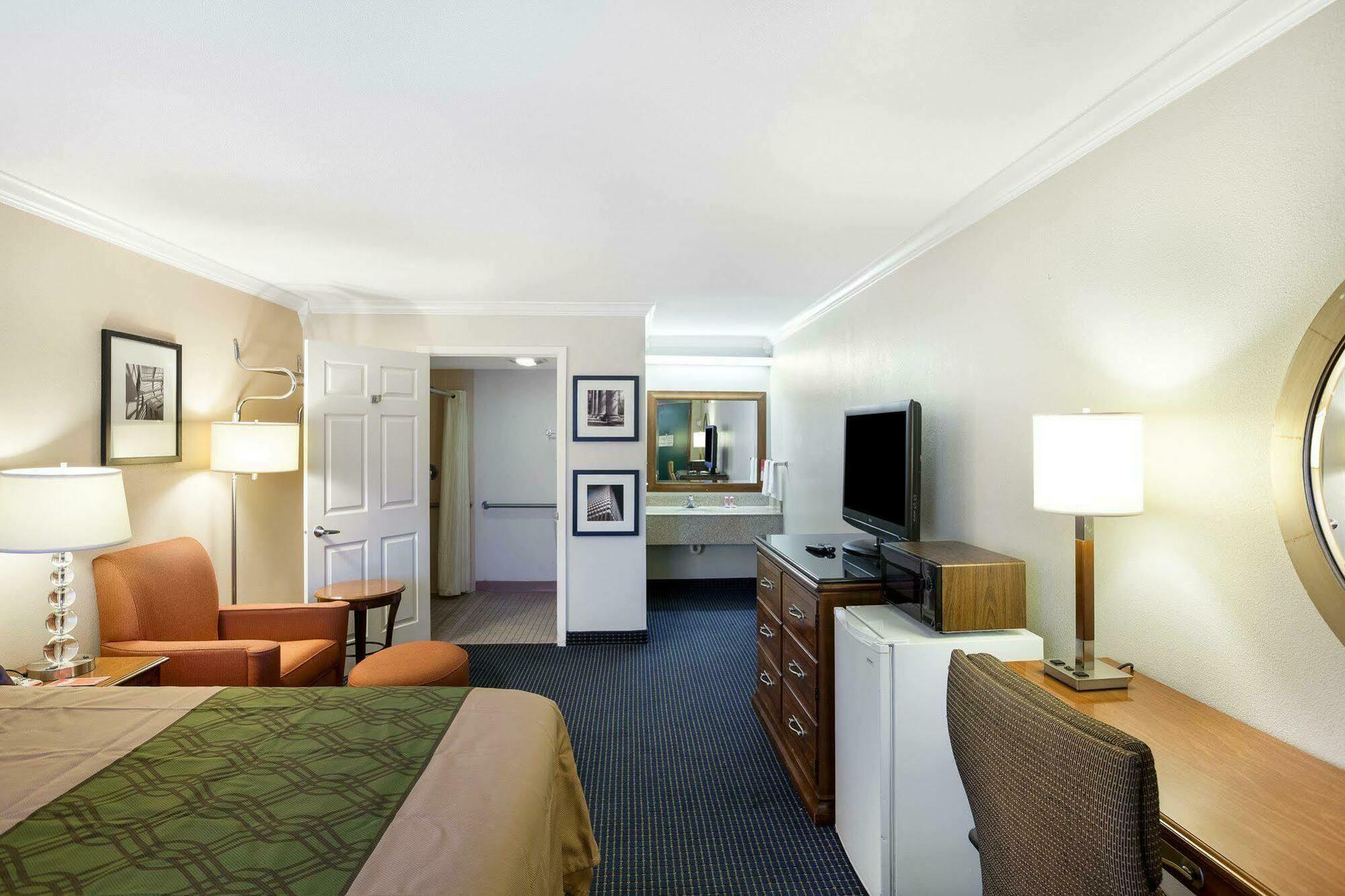 University Inn & Suites San Antonio Eksteriør billede