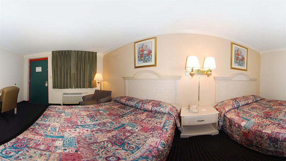 University Inn & Suites San Antonio Eksteriør billede