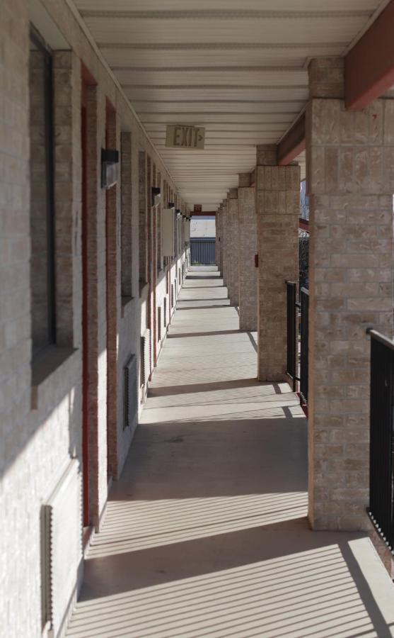 University Inn & Suites San Antonio Eksteriør billede