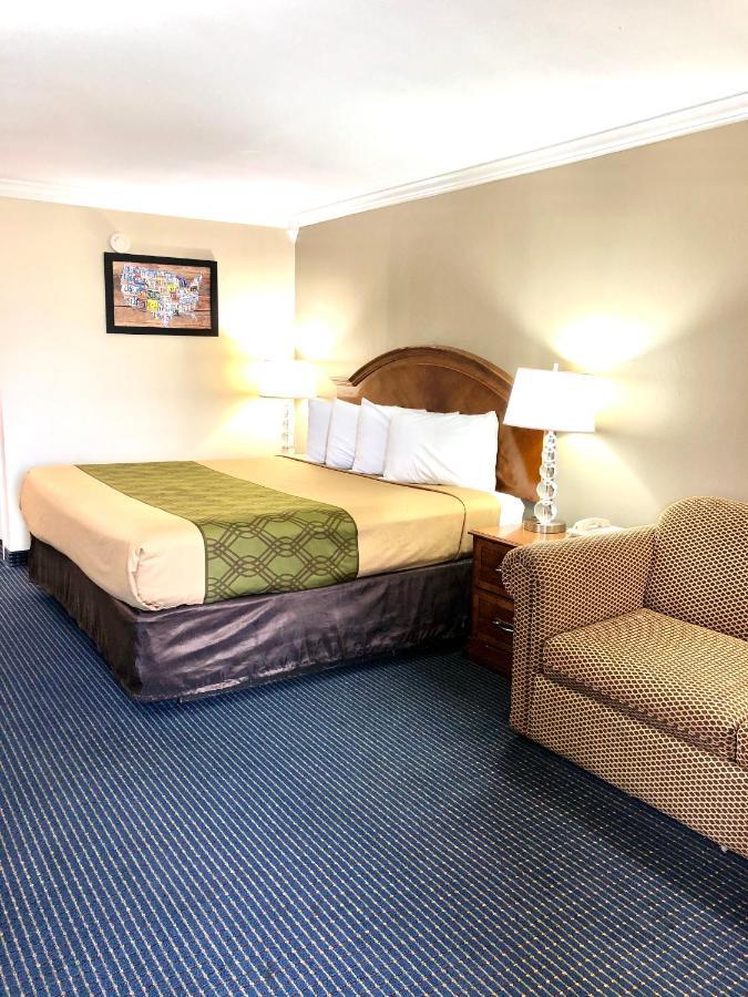 University Inn & Suites San Antonio Eksteriør billede